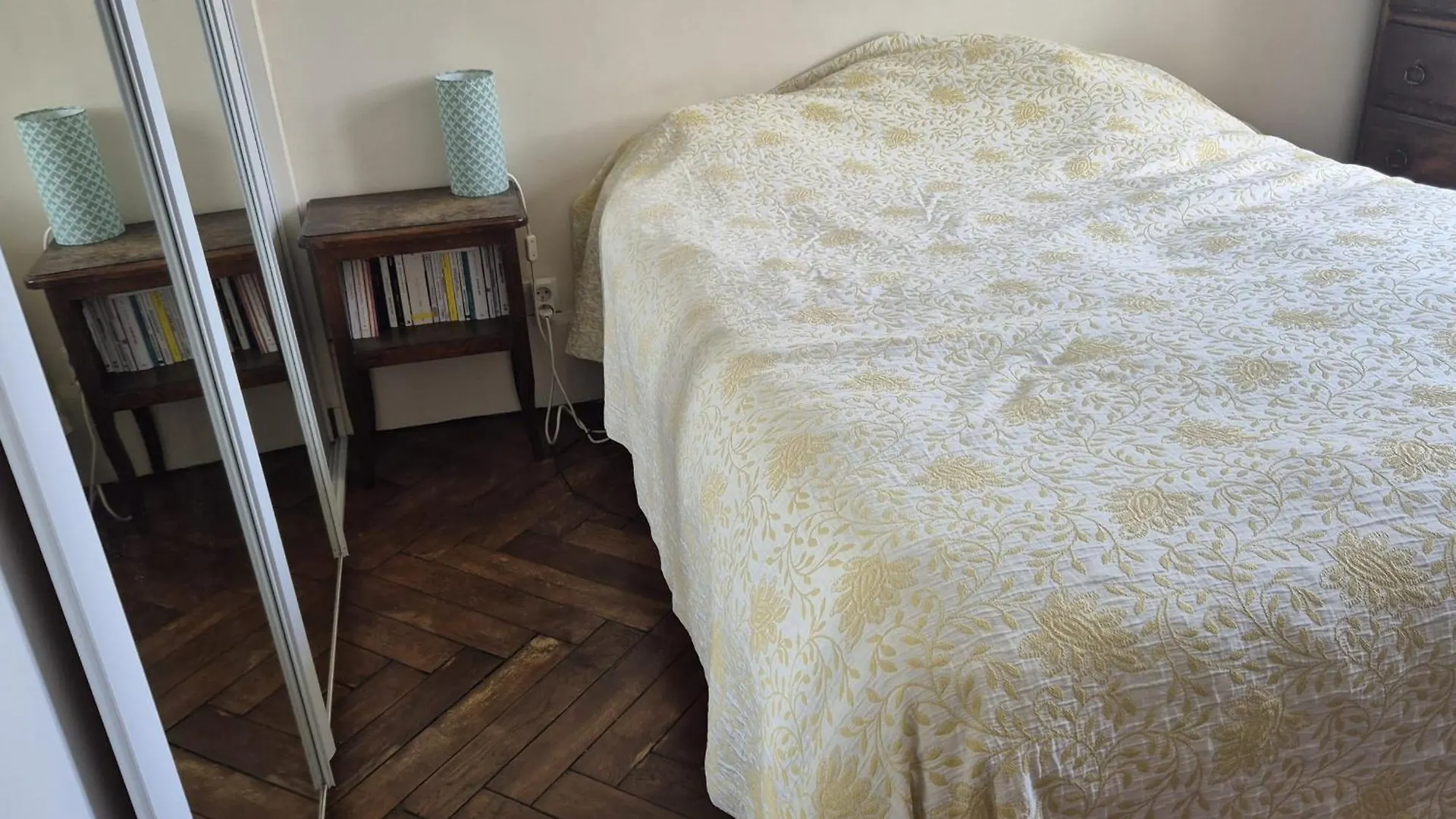 Apartment Nice 2 Rooms In The Quartier Charonne Paris France